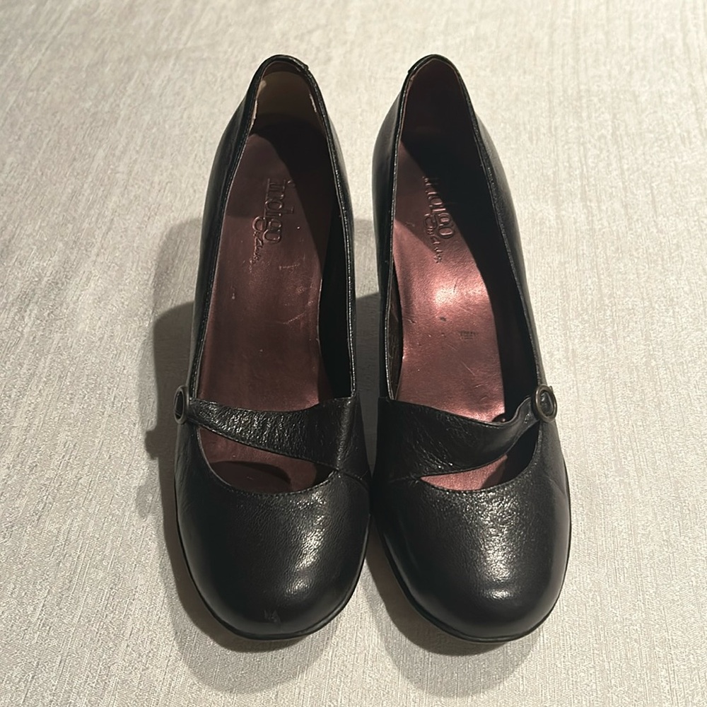 Clarks Black Leather Mary Jane Heels